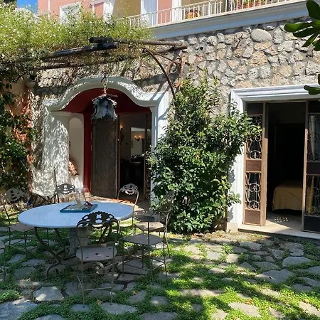 Luna Tu Villa Capri